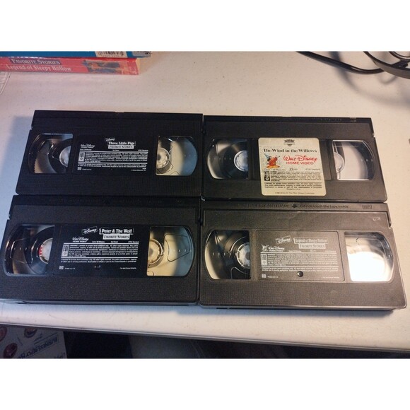 Disney Favorite Stories VHS Lot of 4 With Storybooks - Picture 6 of 6
